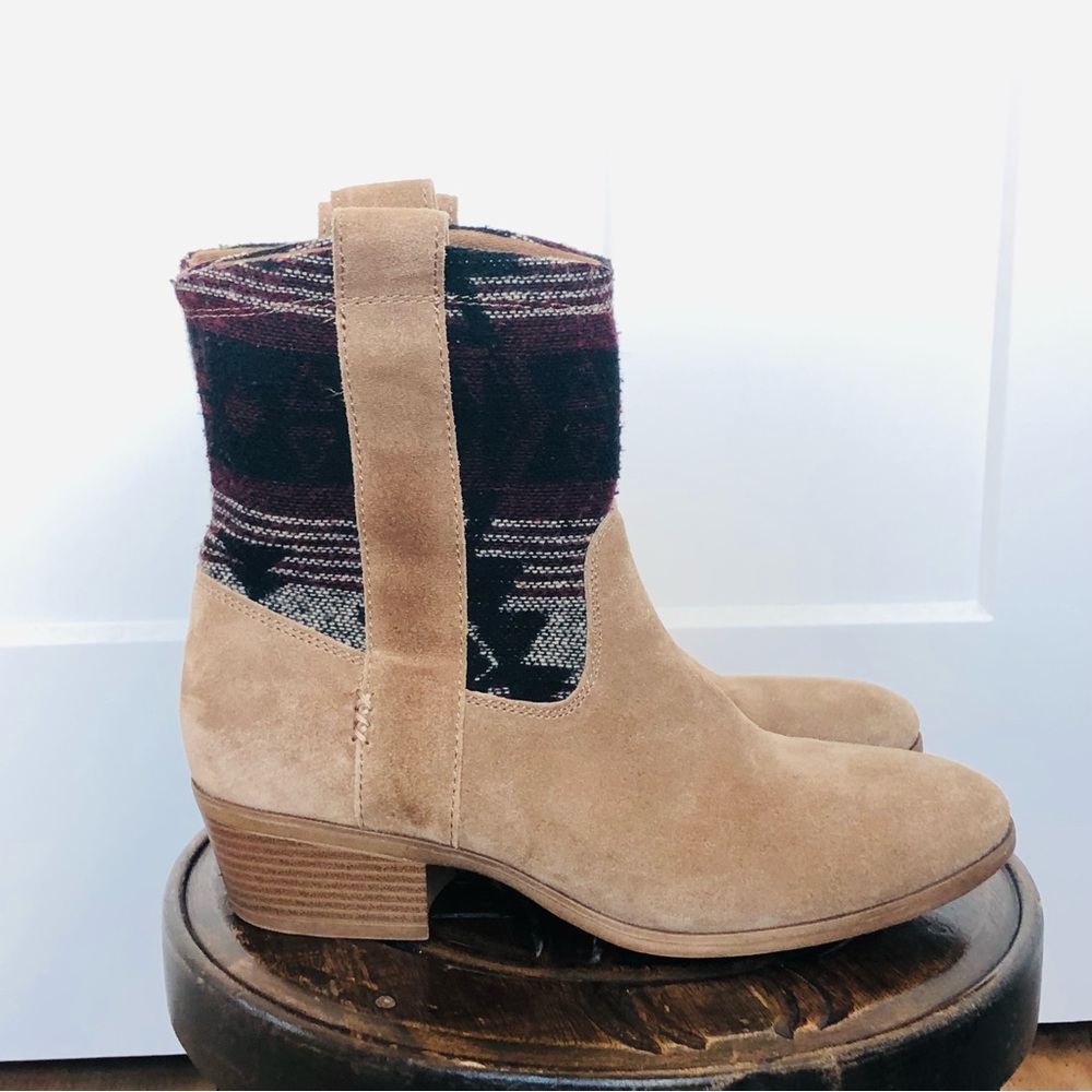 Bjorndal Austin Aztec leather Western Ankle Boots size 8